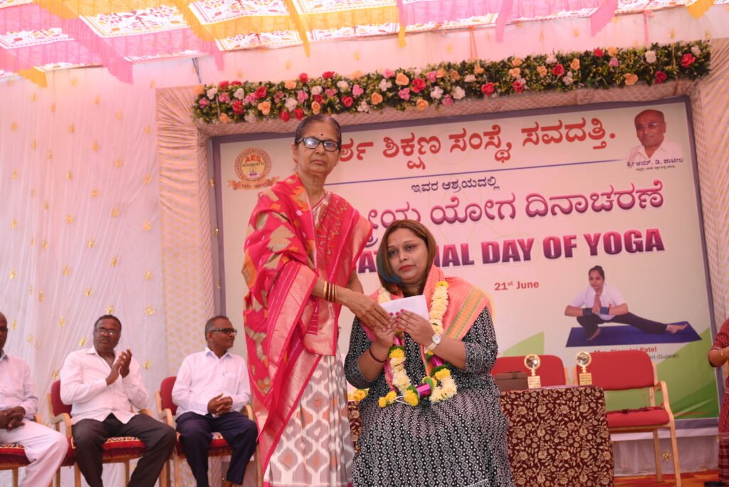 Felicitation Sudha Masodgi